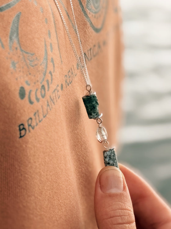 Collar largo Larvikita