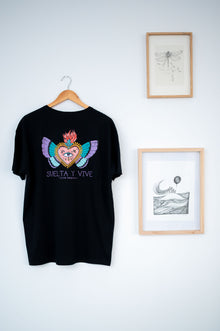  Camiseta  corazón Polilla