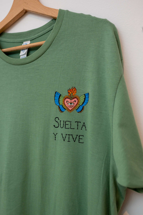 Camiseta  corazón Polilla