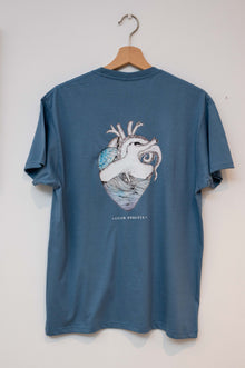  Camiseta unisex “Corazón Herradura” – Nunca es tarde para un corazón lleno de mar | Algodón 100%